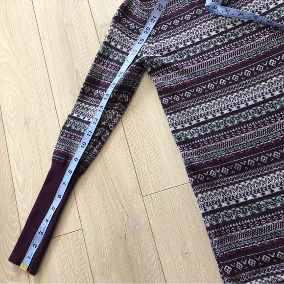 Roots Fair Isle Jacquard Light Sweater in Purple & Dark Gray Size XS - Picture 11 of 12
